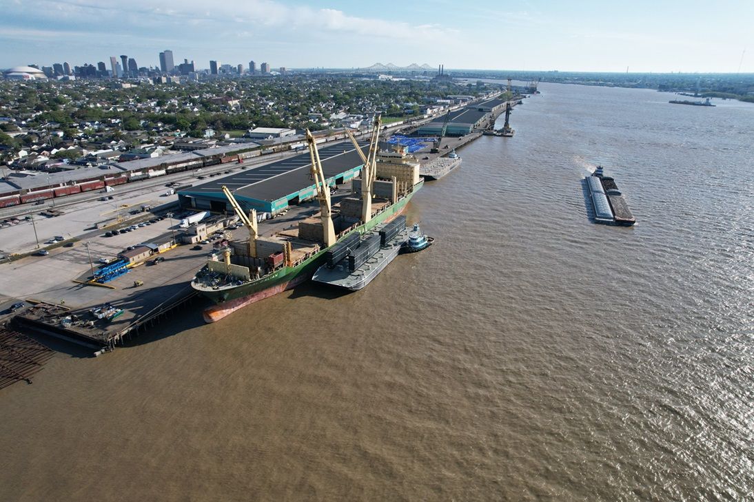 Data center buildout fuels construction boom, project cargo windfall