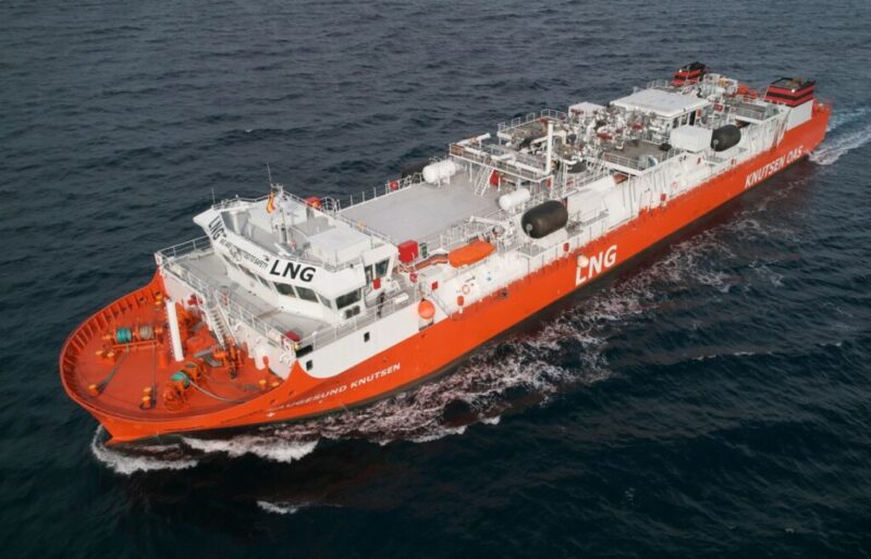 Edison shakes hands with Knutsen for new LNG vessel to be built by Hanwha Ocean