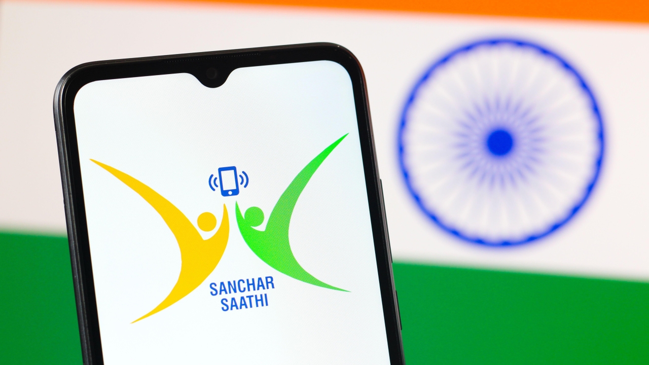 India Rolls Back App Mandate Amid Surveillance Concerns