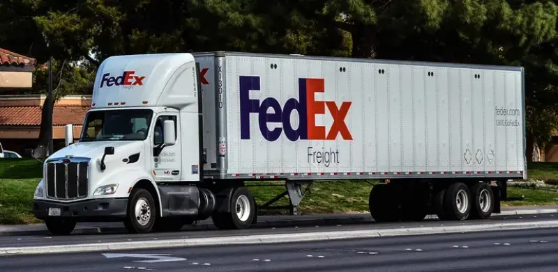 FedEx Freight notches challenging quarter, progress toward spinoff