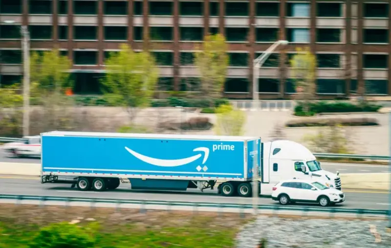 Amazon reaches milestone in same-day perishables delivery rollout
