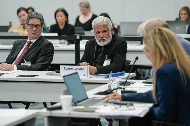 ‘Discredited’ CDC panel weakens endorsement for newborns’ hepatitis B shot