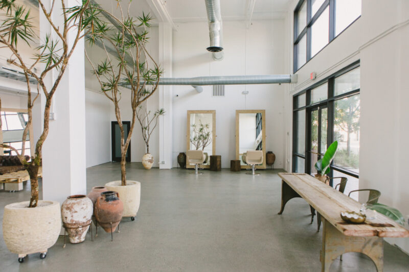 ICYMI: The Viral Hairstylist Offering $75 Curly Cuts, Fashionista's Best Fashion Purchases of 2025 & Chelley Bissainthe Shares Her Holiday Wishlist