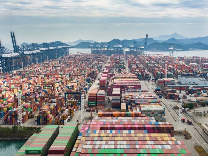 Asia-Europe ocean carriers add capacity as trade enters peak shipping period