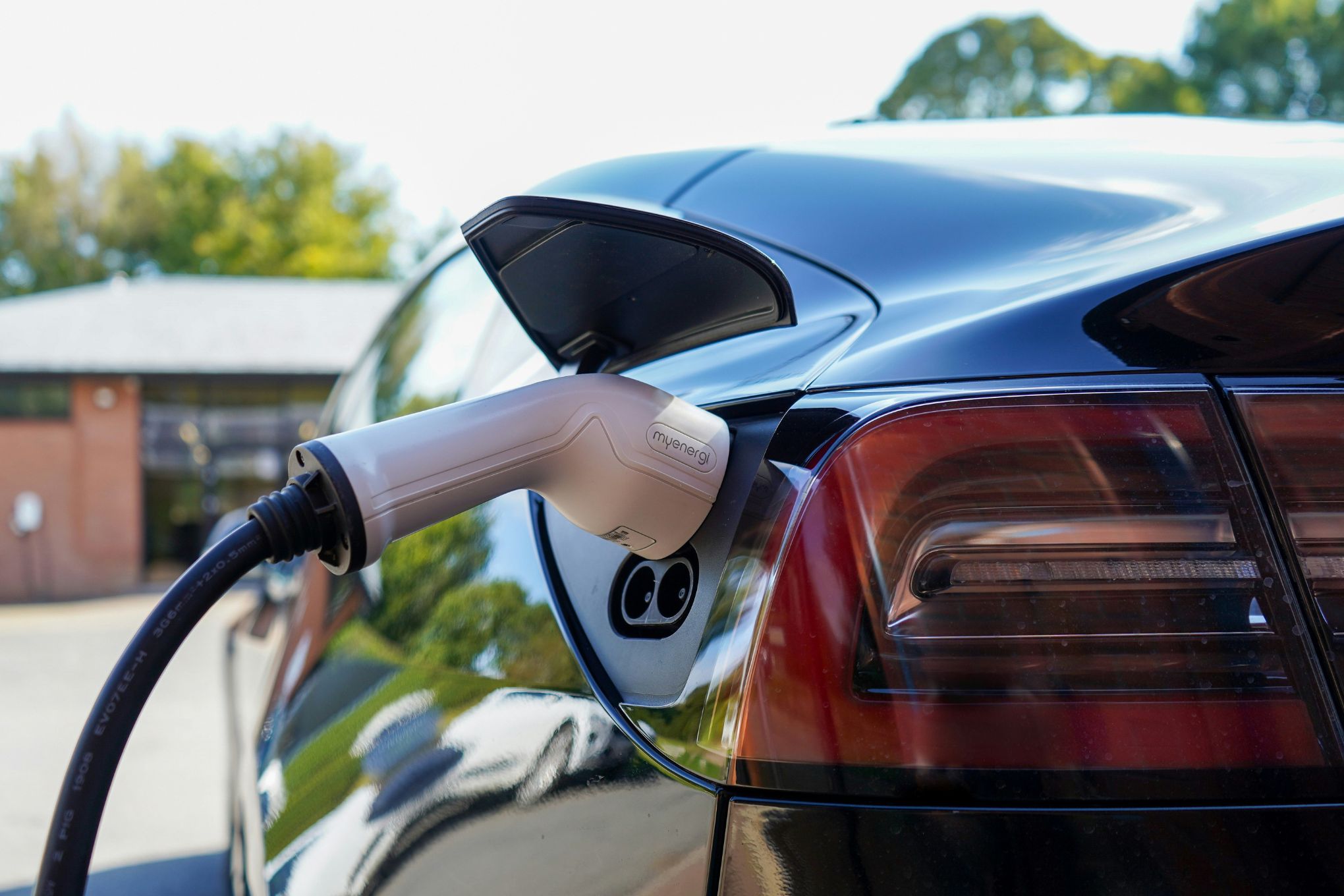 This tech could keep EVs from stressing the grid — and save everyone money