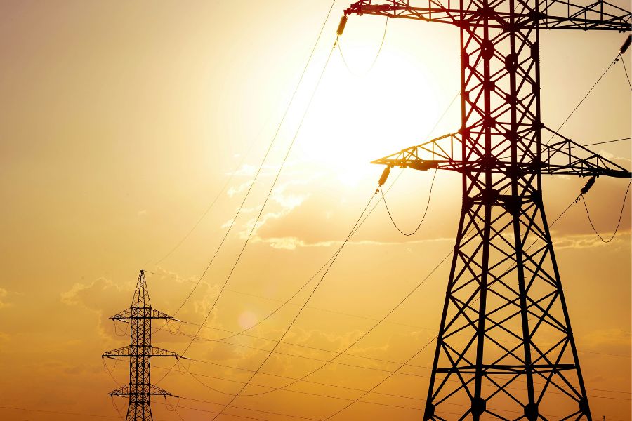 As data centers jostle to get on Texas’ grid, ERCOT promises new rules for ‘Batch Zero’