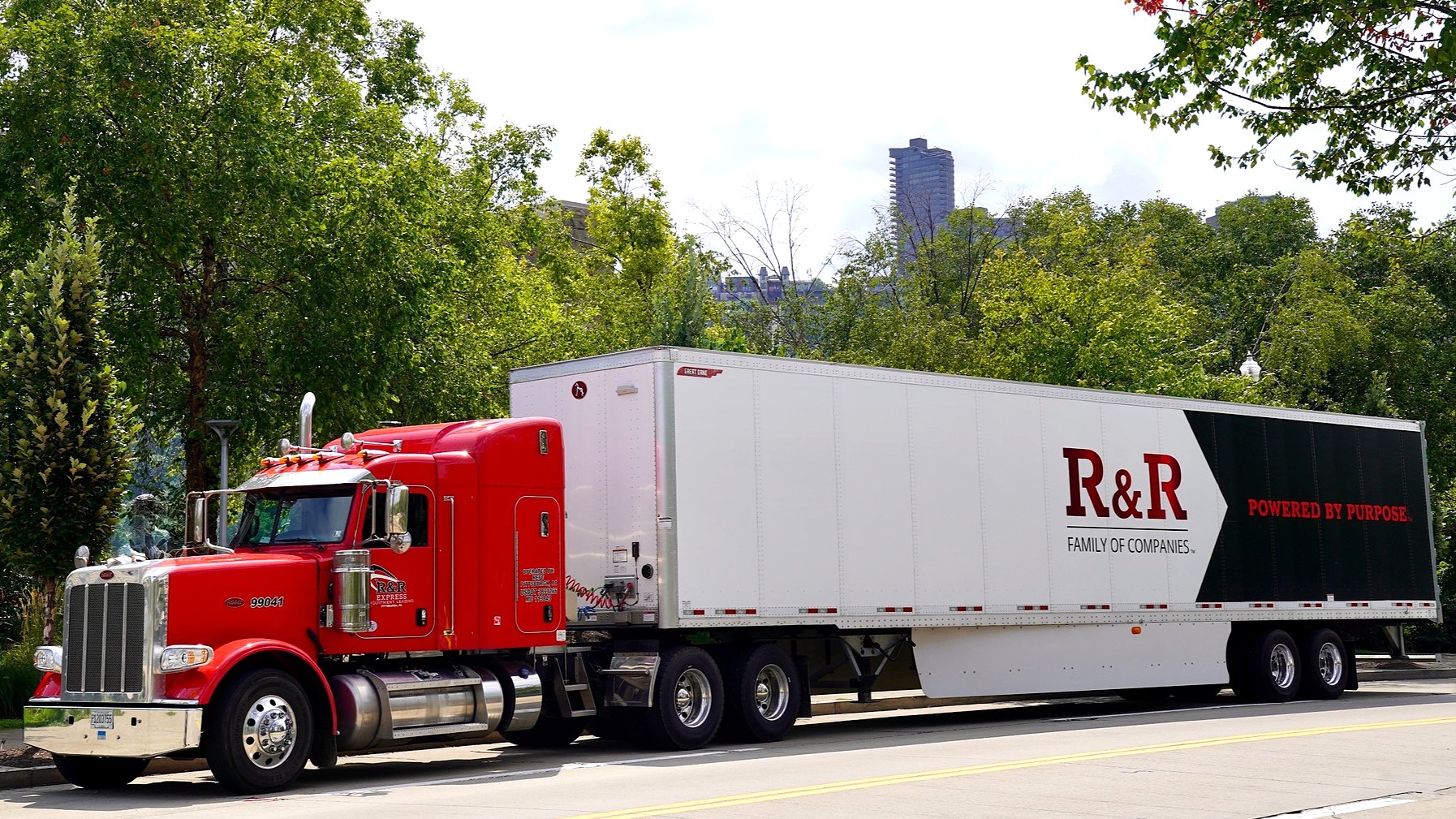 Lawsuit alleges R&R Family of Companies continued operating while insolvent