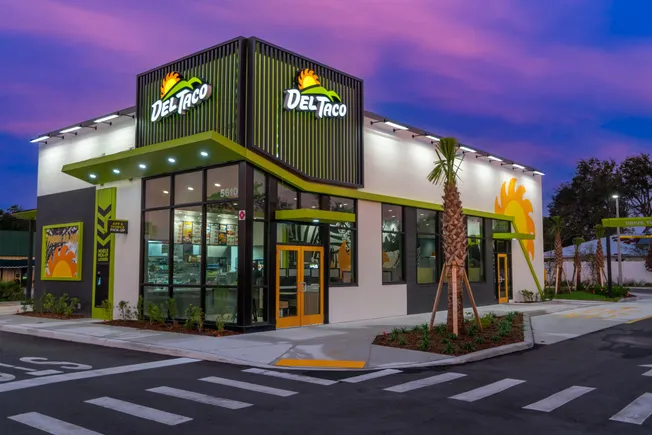 Del Taco owner appoints slate of execs amid turnaround