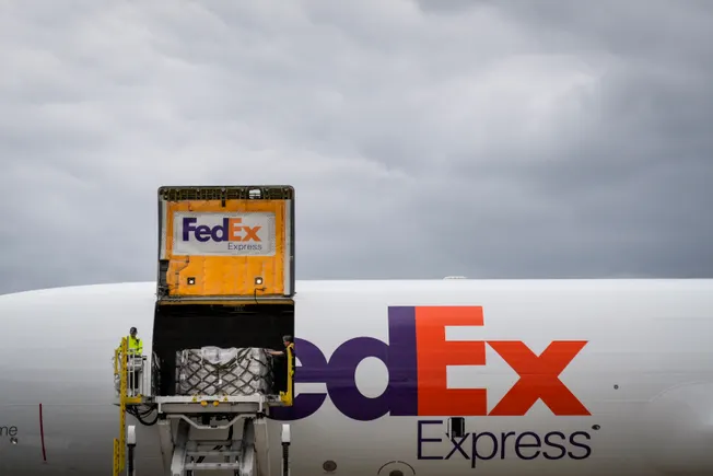 FedEx nabs more BMW business as part of B2B push