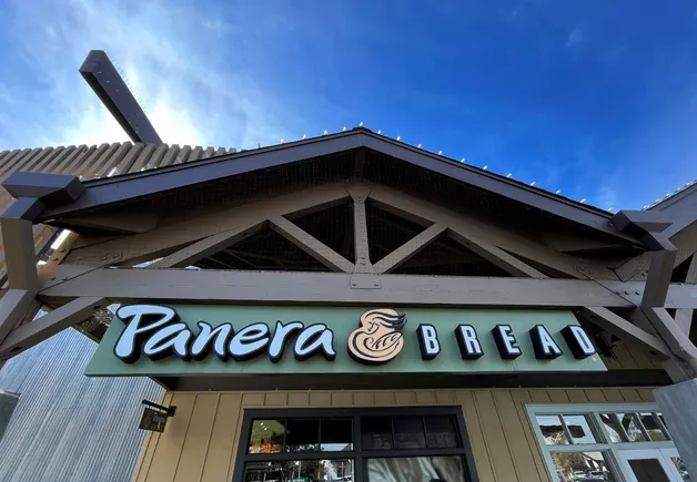 Panera pilots points-based rewards program