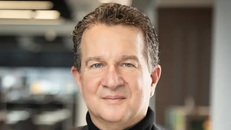 Why Blaze Pizza’s new CEO began his tenure making pizzas