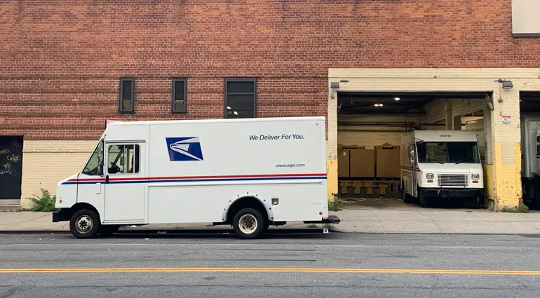 USPS opens bidding process to reserve last-mile capacity