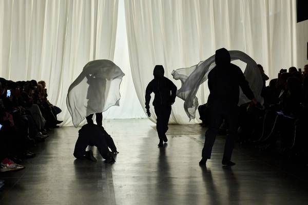 Imperfect, transformative and full of illusions: Menswear trends from Milan