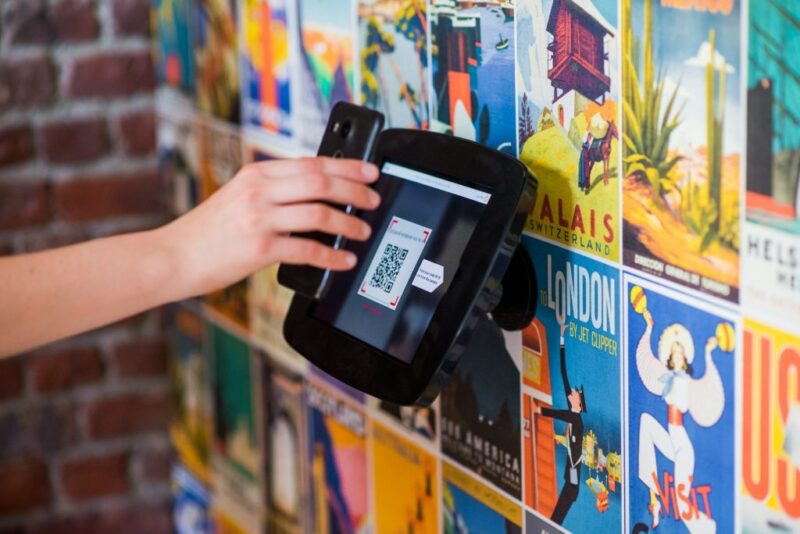 Three Ways QR Codes Will Reshape Restaurant Hospitality in 2026