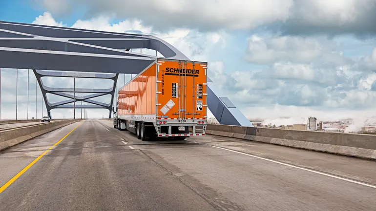 Schneider National’s Q4 income from operations falls 14%