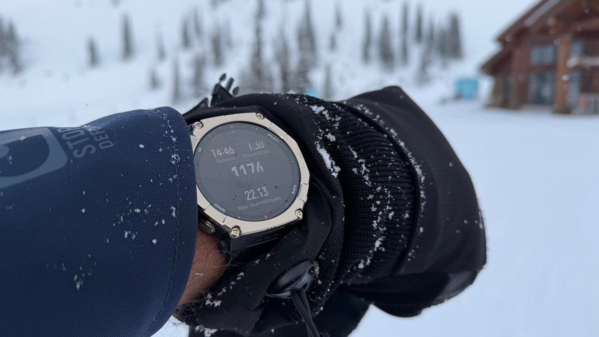 I went alpine skiing with this rugged watch and it tracked every slope in detail