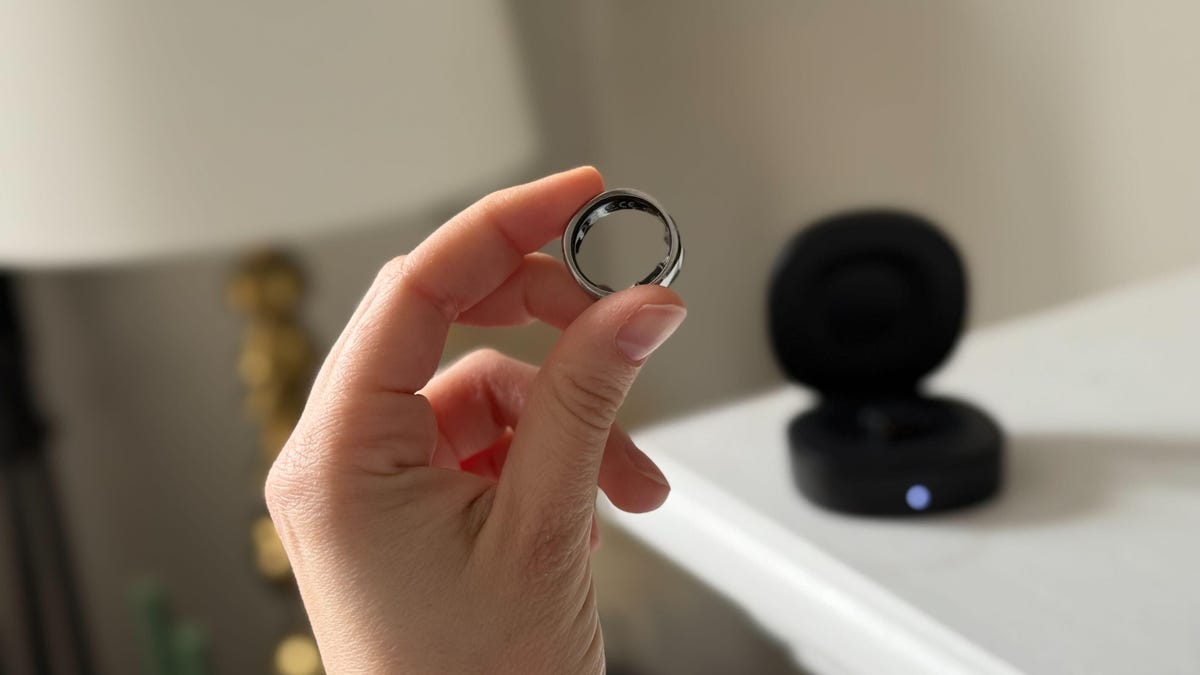 Ready for your first smart ring? Here's a subscription-free one I recommend