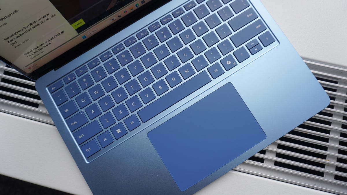 I made the ultimate Windows keyboard shortcut guide (and they'll work for anyone)