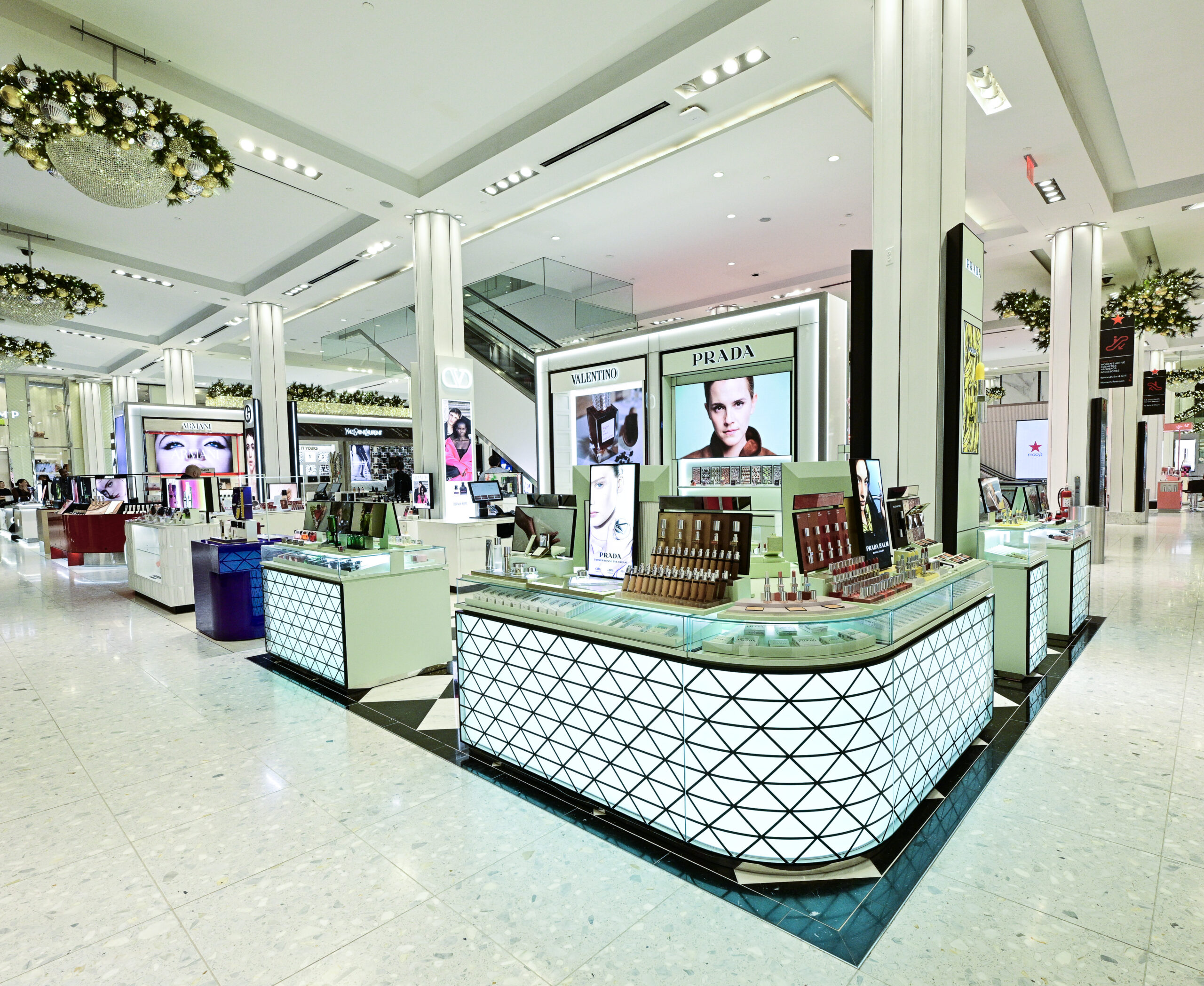 Macy’s, Inc. is looking to leverage AI ahead of a cautious outlook for 2026