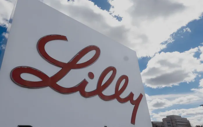 Lilly warns GLP-1 knockoffs may be ‘dangerous,’ escalating war with compounders