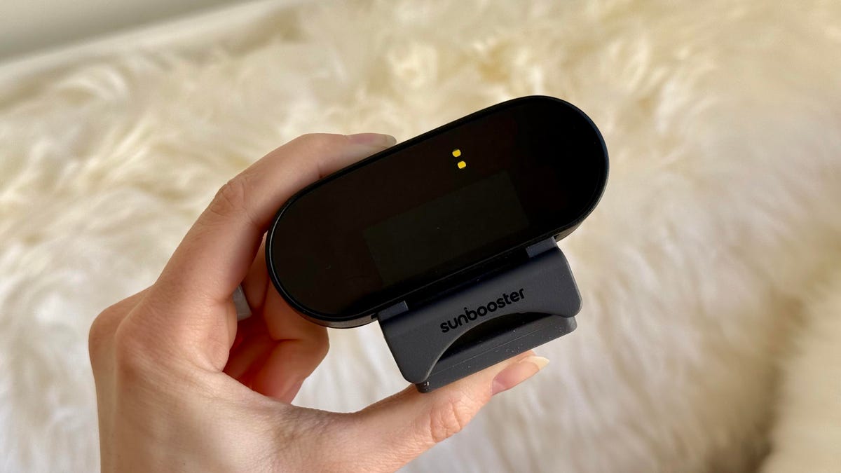 This infrared gadget claims to improve your mood with lights – I got to the bottom of it