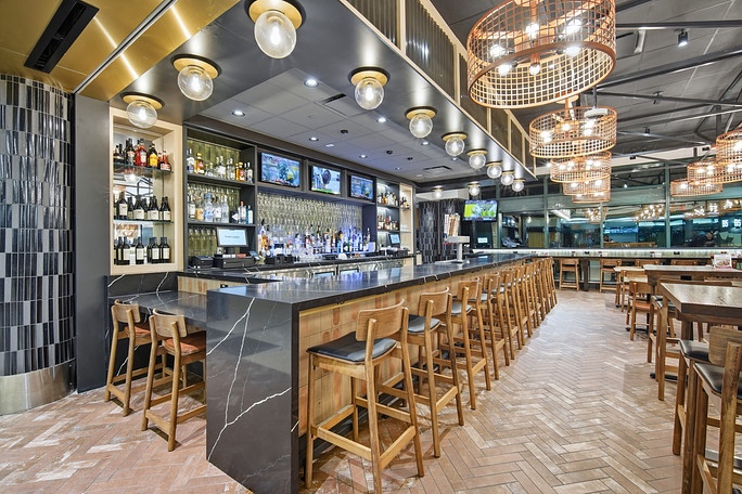 Airport Dining Trends: What Hungry Travelers Want to Eat