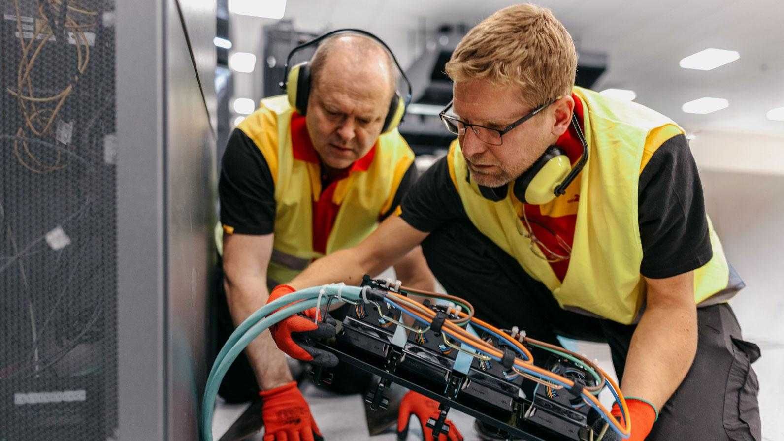 DHL expands white-glove logistics for construction of AI data centers