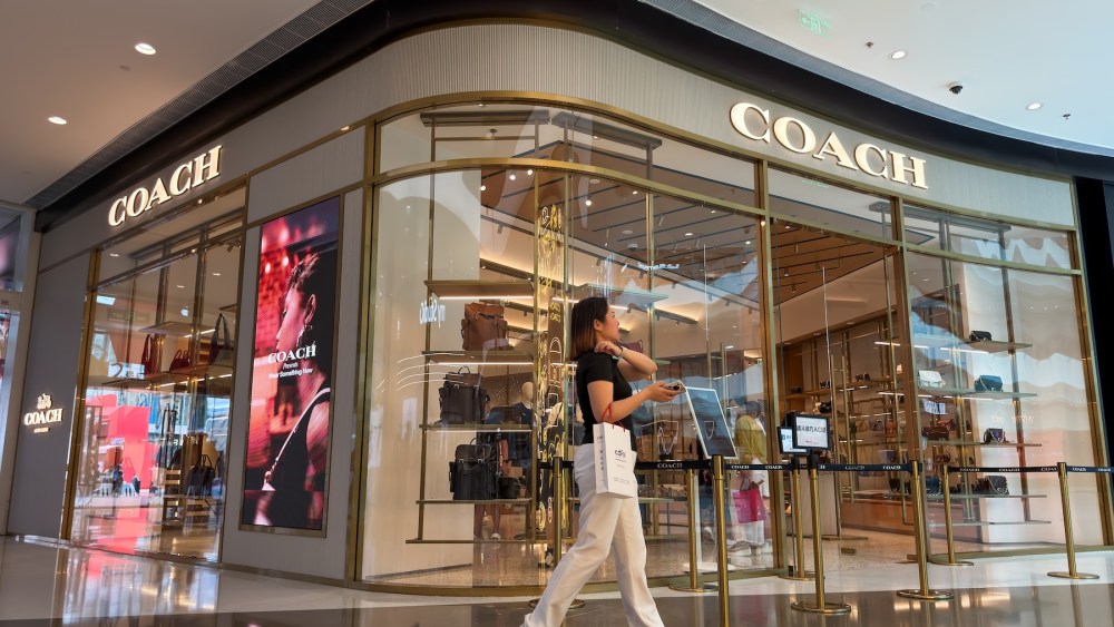 Shuffle Board: Kendra Scott Taps CFO as Tapestry Expands Board