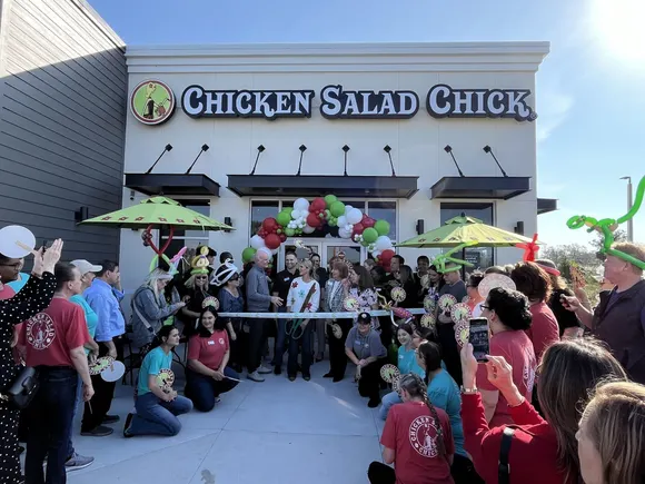 Chicken Salad Chick hires Popeyes exec to lead franchised growth