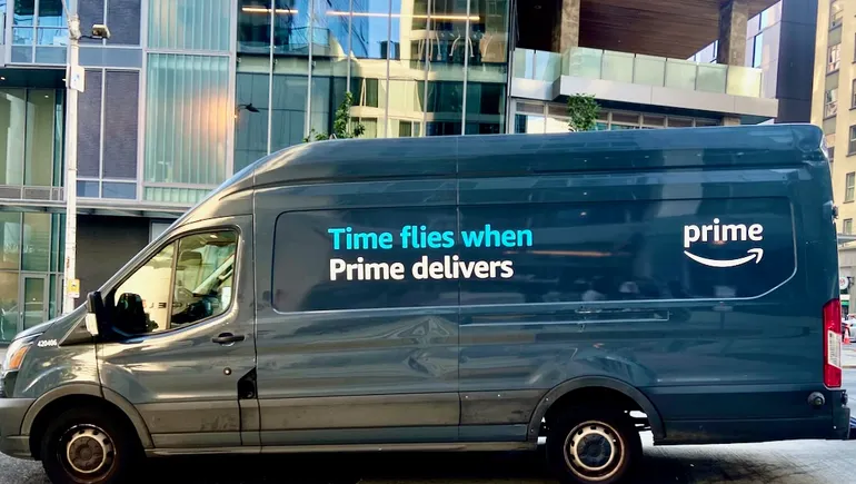 Amazon to apply 3.5% fuel and logistics surcharge on fulfillment