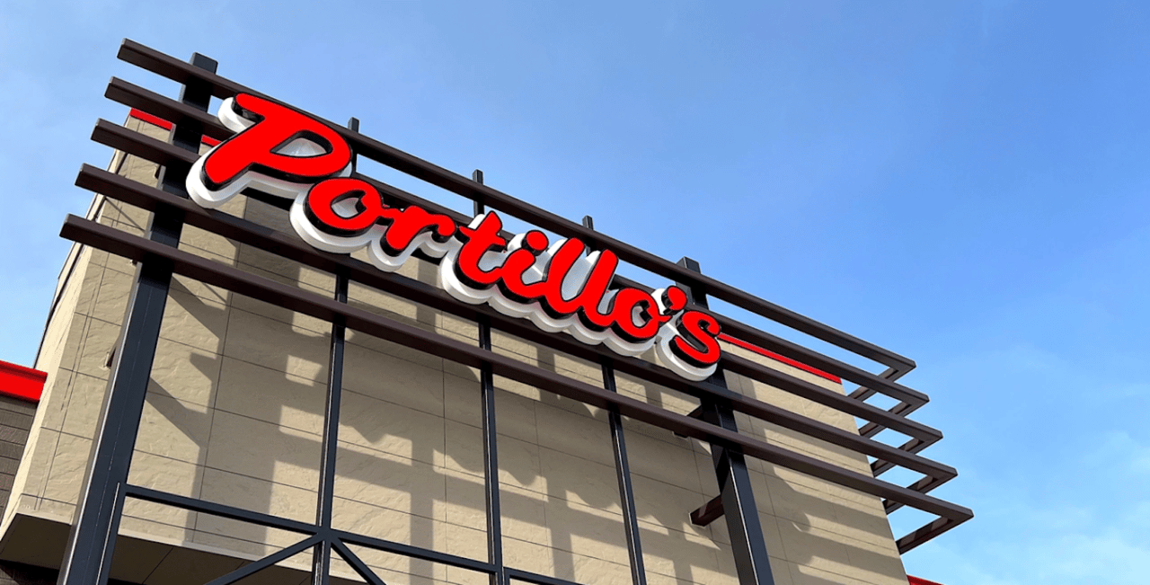 Portillo’s to plant flagship in the heart of Chicago